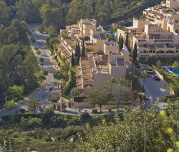 Ground Floor Apartment in Elviria - Photo 6