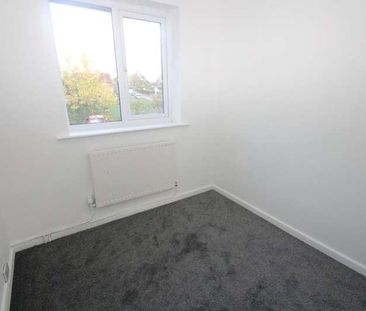 Oldfield Crescent, CH4 - Photo 3