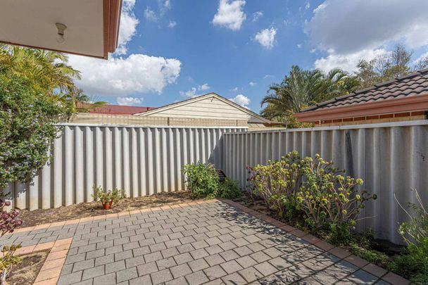 Cosy, Quiet Villa in a secure complex!!! - Photo 1
