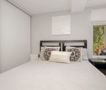 595 Somerset Street W - 201 - Photo 2