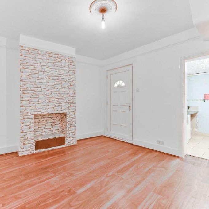 3 Bed Semi-Detached House, Chester Road, L6 - Photo 1