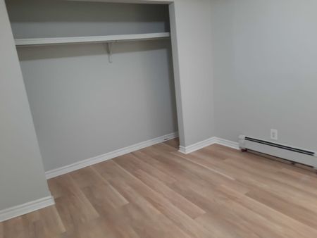 For Lease - 192 King Street Unit# 103, Prescott, Ontario - Photo 5