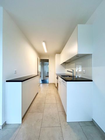 Frisch sanierte 4.5-Zimmerwohnung 104m2 zu vermieten - Photo 3