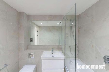 Colts Village Apartments, Barking Road, London, E6 - Photo 5