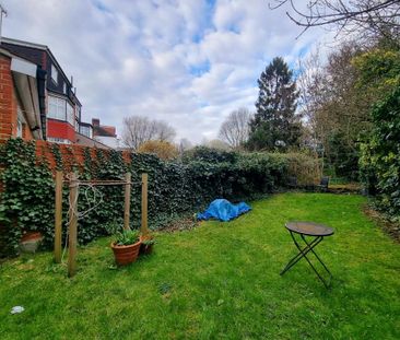 House share to rent - Photo 2