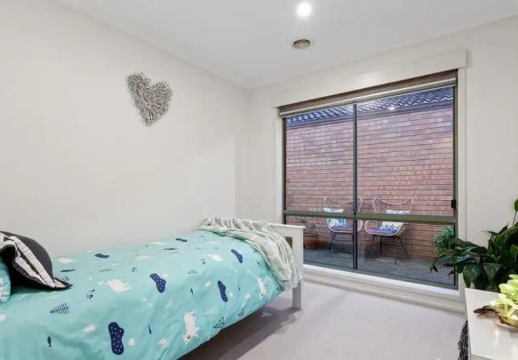 “Charming 3-Bedroom Family Home!” - Photo 1