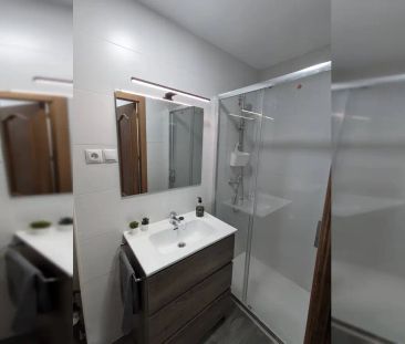 Room in a shared 3-bedroom apartment for rent in Almenara. - Photo 2