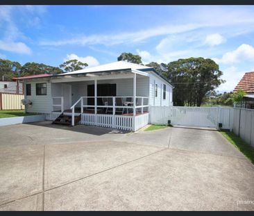 BEAUTIFUL 3 BEDROOM FEDERATION FAMILY HOME IN QUIET WALLSEND POCKET - Photo 6