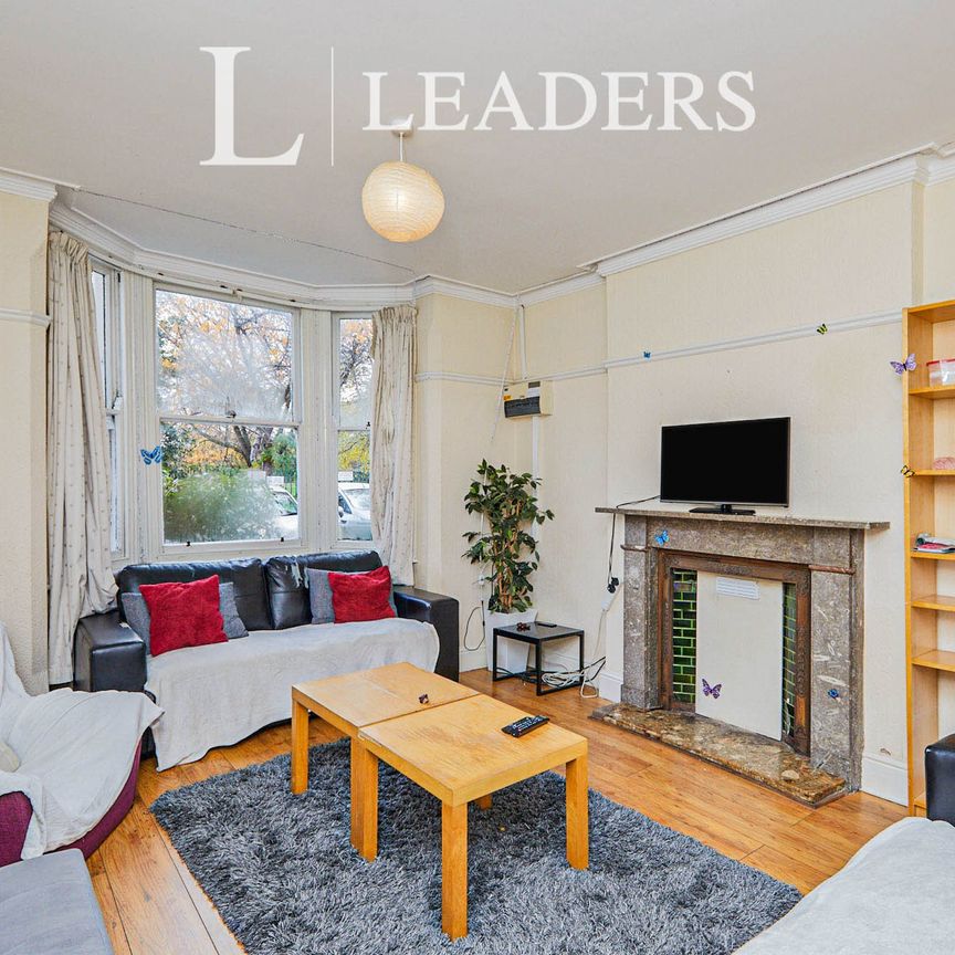 4 bedroom house to rent Devonshire Promenade, Nottingham, NG7 - Photo 1