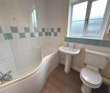2 bedroom semi-detached house to rent - Photo 6