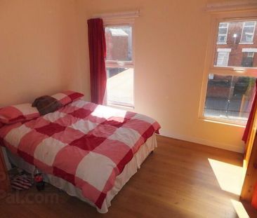 70 Carmel Street, Holylands, BT71QF, Belfast - Photo 5