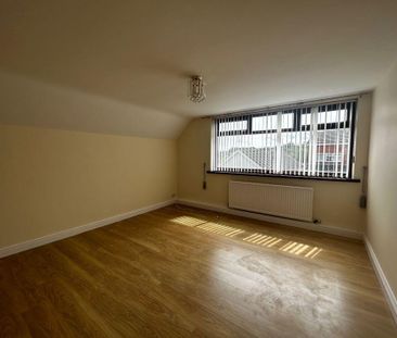 3 bedroom detached house to rent - Photo 4