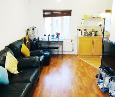 4 bedroom house share to rent - Photo 4