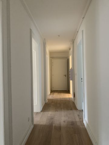Location Appartement 4 pièces 97m² SARREGUEMINES 57200 - Photo 4