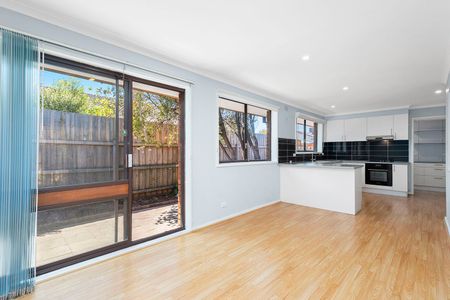 Spacious 2 Bedroom Home with Fabulous Outdoor Area! - Photo 5