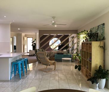 20 Bendigo Cres, Tallai QLD 4213 - House For Rent | Domain - Photo 2