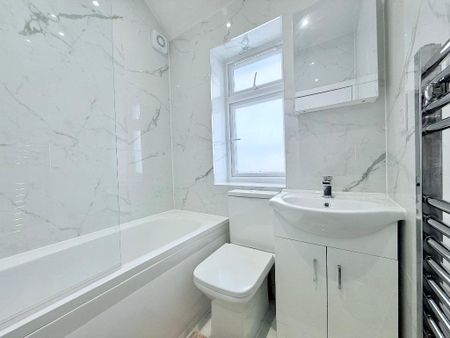 Westway, East Acton, London, W12 0SD - Photo 5