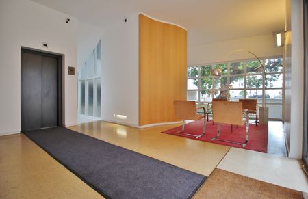 1 Bed Flat - Photo 4