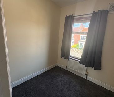 4 Bed Terraced House, Saxon Road, CV2 - Photo 2