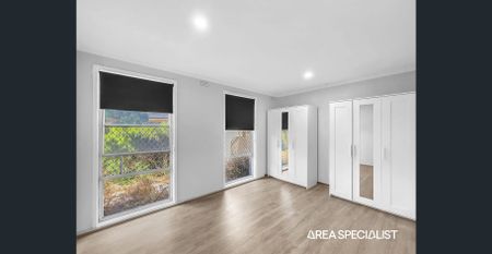 Bright, Airy & Perfectly Located Family Home! - Photo 4