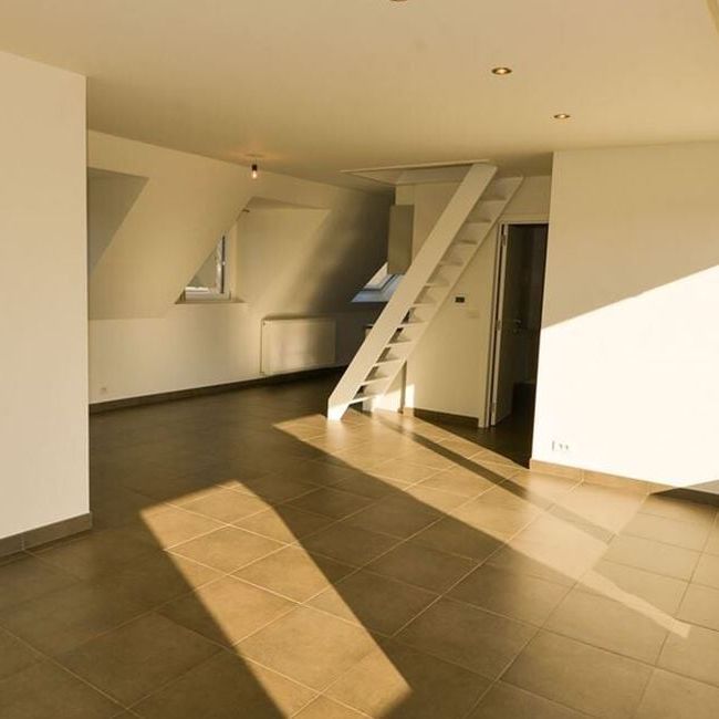 Appartement te huur in Moorsele voor € 720 met 2 slaapkamers - Photo 1