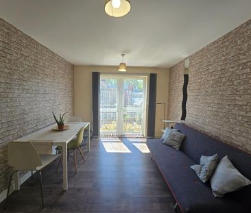 Harry Zeital Way, London E5 - Photo 2