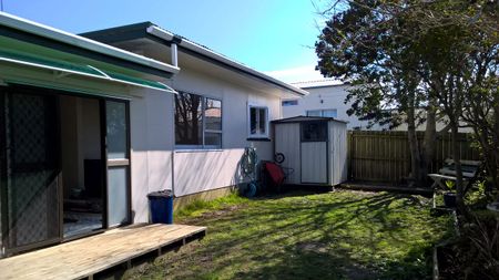Private Quiet 2 bedroom Granny Flat - Photo 4