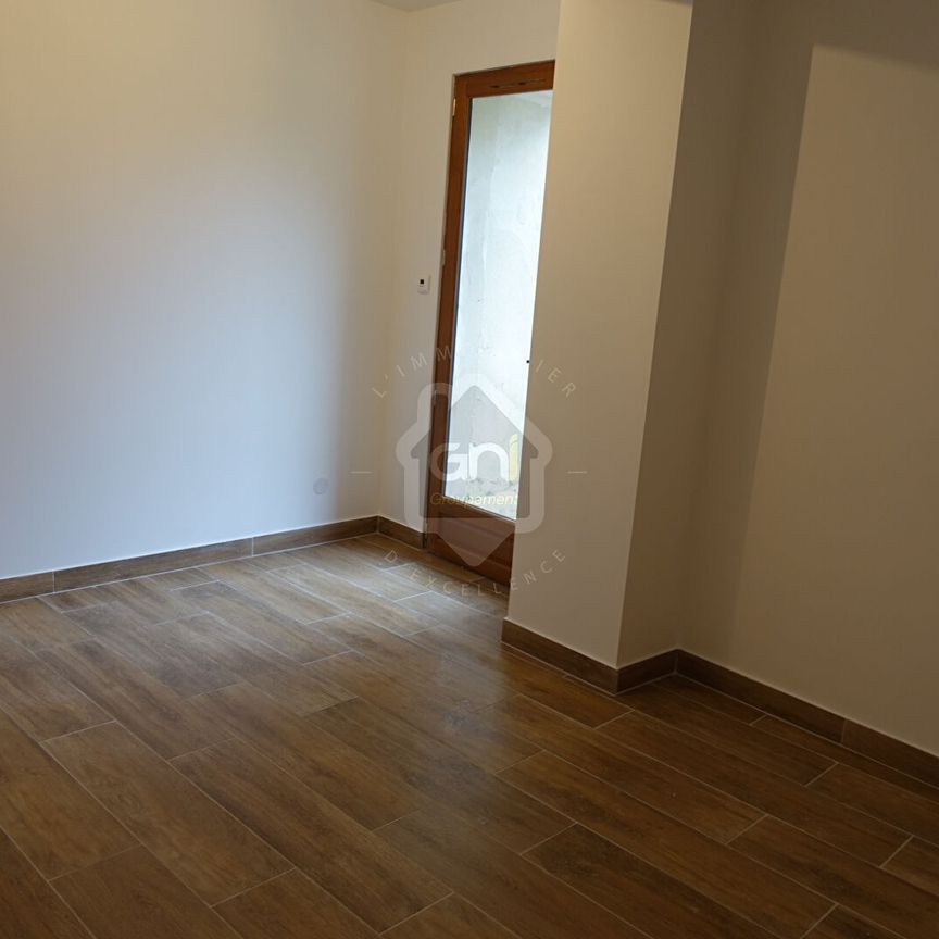 Buc -RDC 2 pièces 49 m² avec terrasse , - Photo 1