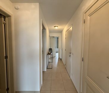 Ruim appartement met twee slaapkamers en terras - Foto 5