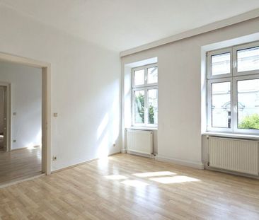 Gemütliche unbefristete Altbauwohnung mit Charme und viel Platz - Photo 3