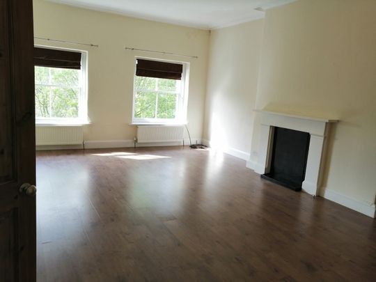 2 Bed Flat, St. Aidans Terrace, CH43 - Photo 1