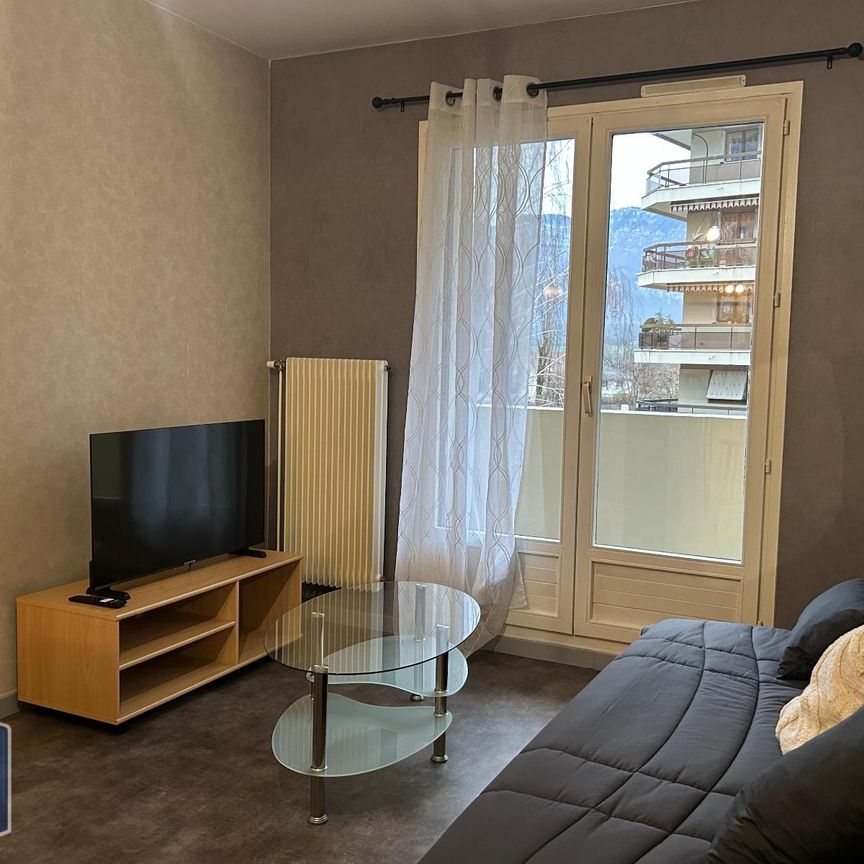 Location Appartement 2 pièces 37m² LA MOTTE SERVOLEX 73290 - Photo 1