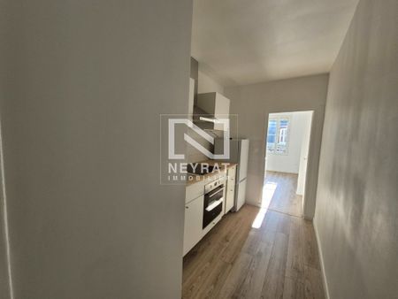 Location Appartement 2 pièces Meublé 53m² AUTUN 71400 - Photo 4