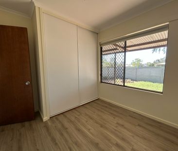 3 BEDROOM 1 BATHROOM DUPLEX IN SADADEEN CLOSE TO SCHOOLS AND CHILDCARE - Photo 4