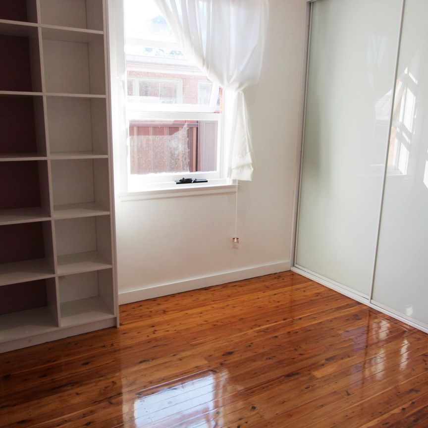 NEAT & TIDY HOME - Photo 1