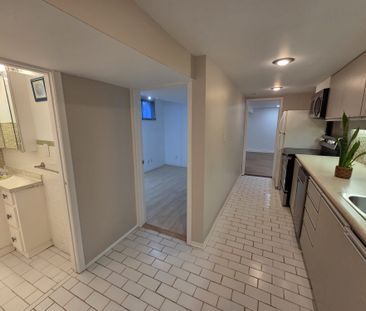 For Lease - 19 Orley Avenue Unit# Lower, Toronto, Ontario - Photo 4