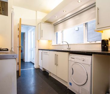 Ideal for its close proximity to town! - Photo 6