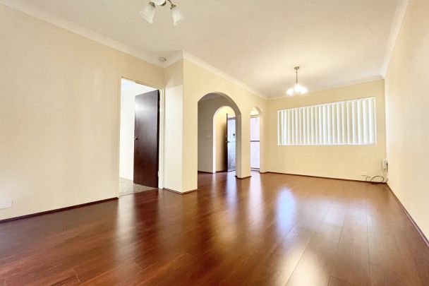 Three-bedroom townhouse in a prime Strathfield South location - Photo 1