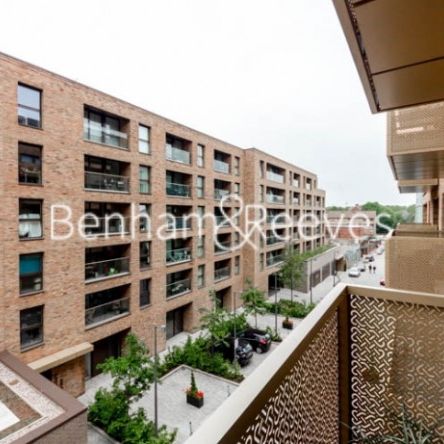 1 Bedroom flat to rent in Yeoman Street, Surrey Quays, SE16 - Photo 1