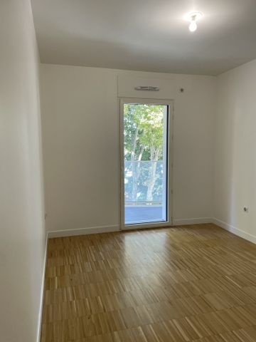 Appartement 3 pièces (2 chambres), avec balcon. Ile de la Jatte - Photo 4