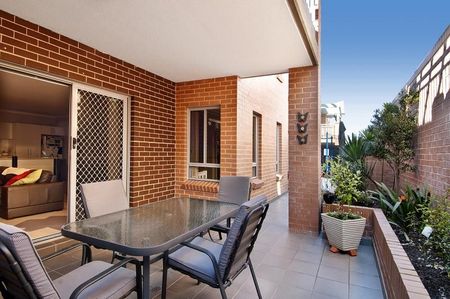 Home For Rent - Photo 5