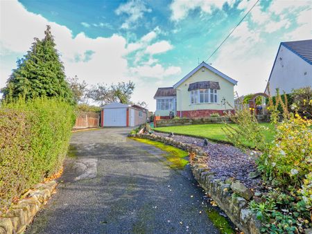 2 BEDROOM Bungalow - Detached - Photo 3