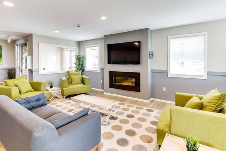 Two Bedroom Two Bath - Photo 3