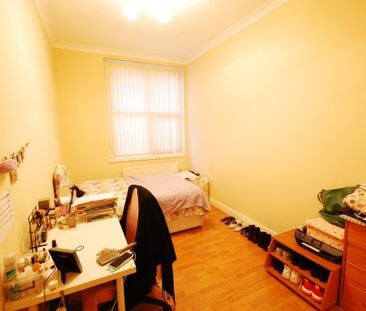 3 Bed - Tower House, Newcastle Upon Tyne - Photo 4