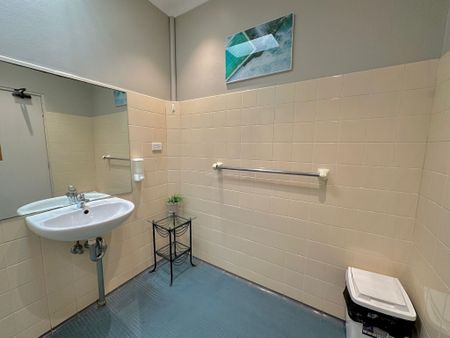 Forest Lodge - Photo 5