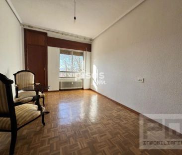 Piso en alquiler en San Roque - Foto 1