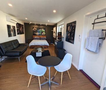 Sunshine West - Photo 3