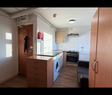 1 Bed Flat, Windmill Road, N18 - Photo 5