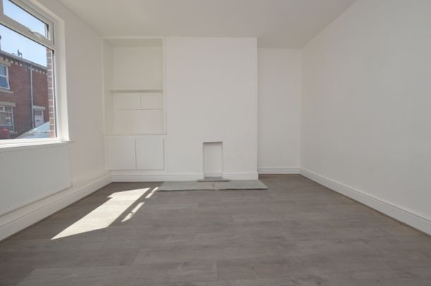 2 Bedroom Terraced House - Photo 1