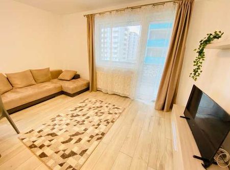 Apartament cu 3 camere, 70 mp, prima inchiriere, mobilat modern, garaj, zona Vivo - Photo 3